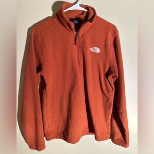 The North Face Men's Small 1/4 Zip - P2P 20”